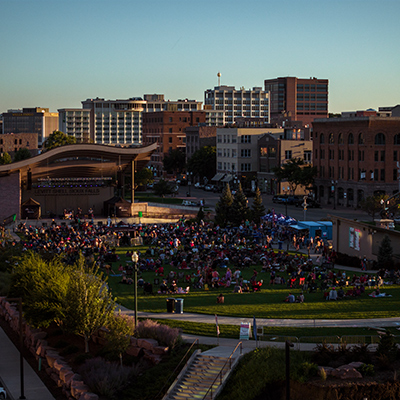 Group gathering downtown Sioux Falls Levitt